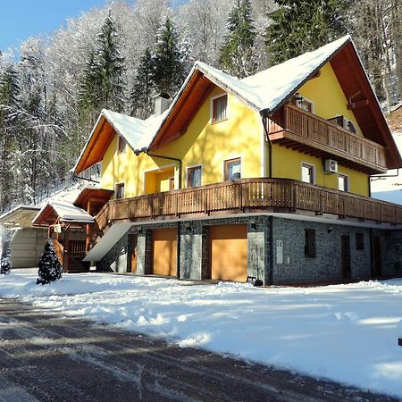 Apartments Gatej Cerkno Exterior foto